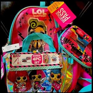 New LoL. Surprise! Girls’ Pink Backpack with Lunch Bag 4-Piece Set￼